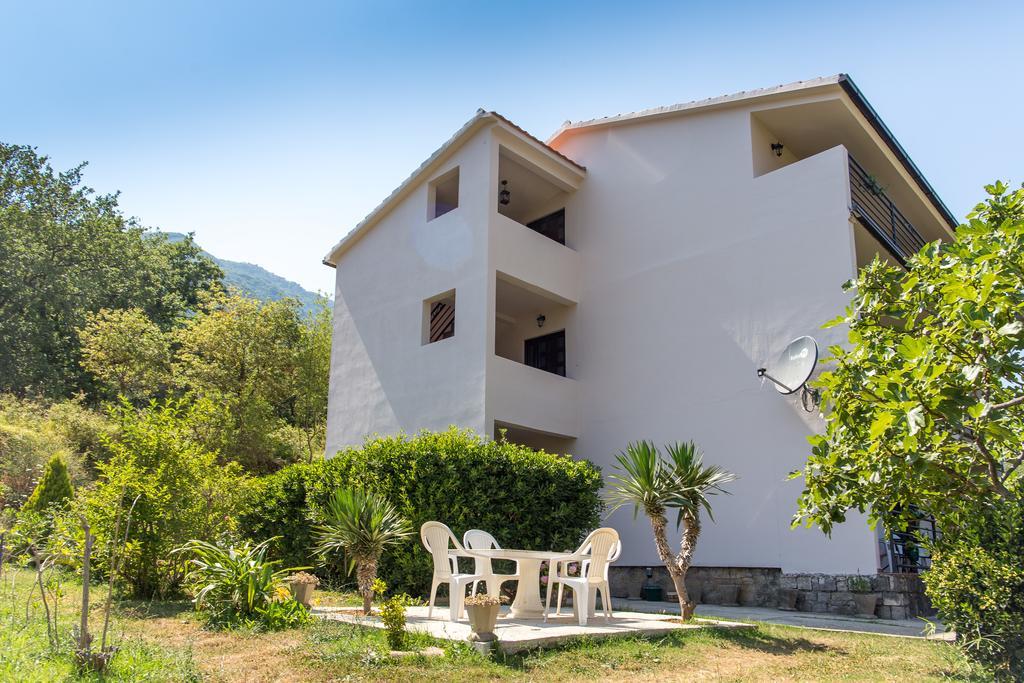 Apartment Bambo Tre Sorrele Котор Экстерьер фото